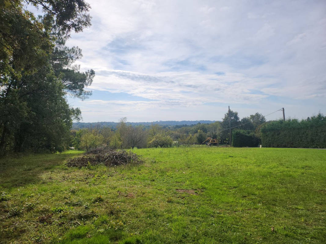 Terrain à VILLAMBLARD