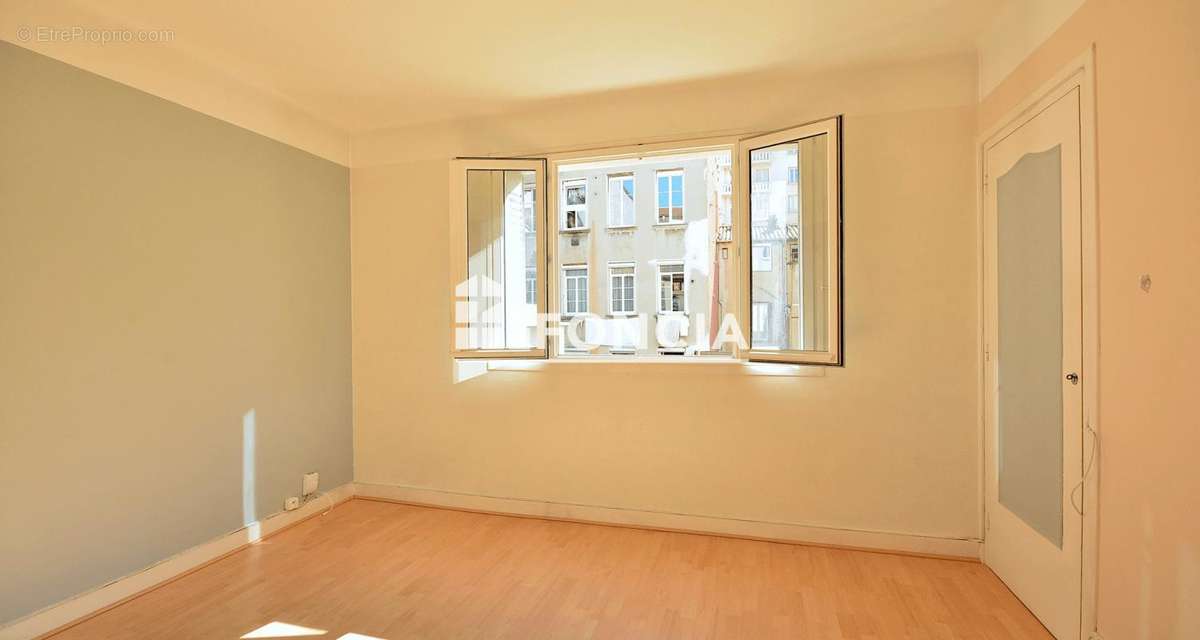 Appartement à LYON-1E