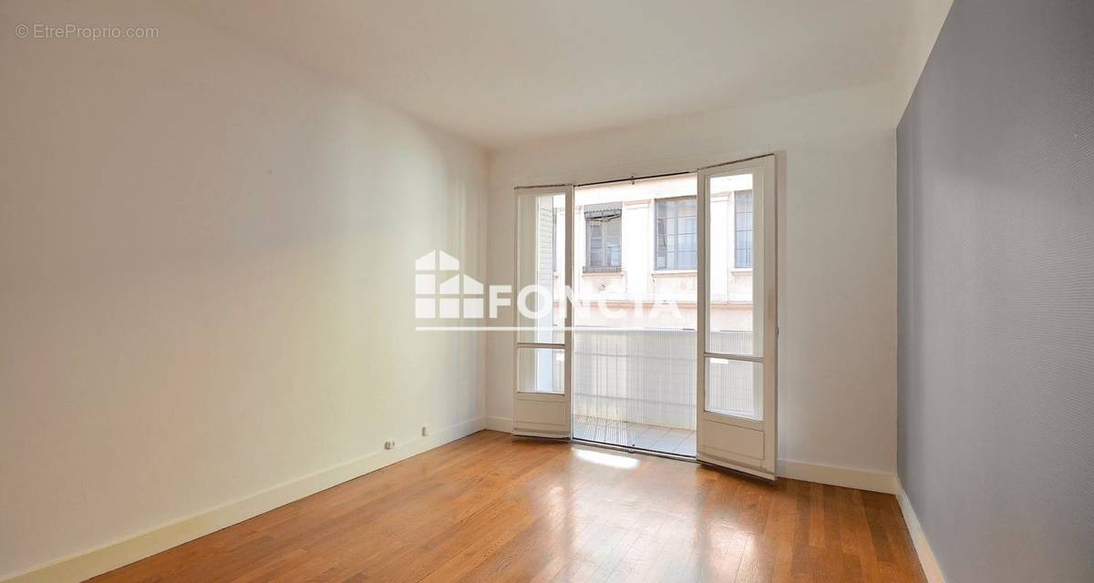 Appartement à LYON-1E