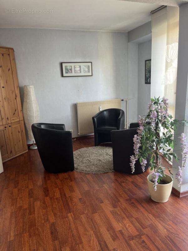 Appartement à LUXEUIL-LES-BAINS