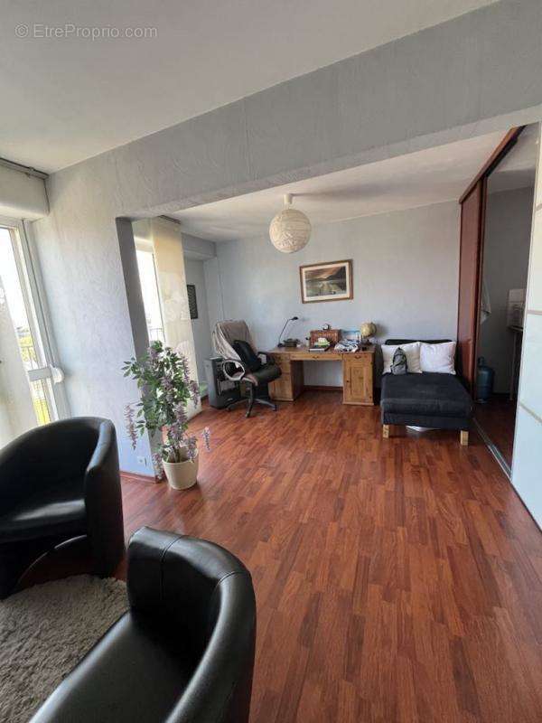 Appartement à LUXEUIL-LES-BAINS