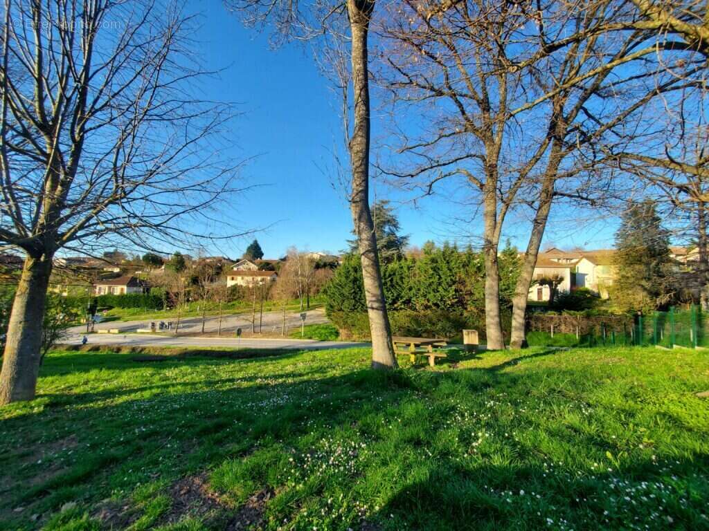 Appartement à SAINT-CHEF