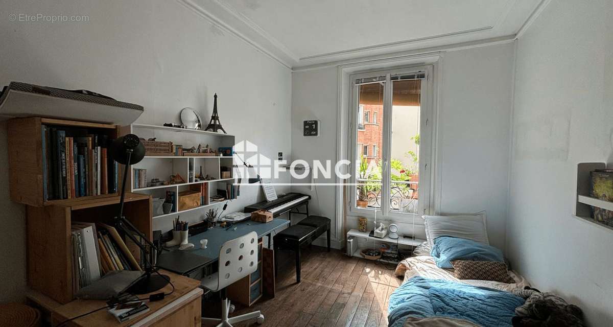 Appartement à PARIS-18E