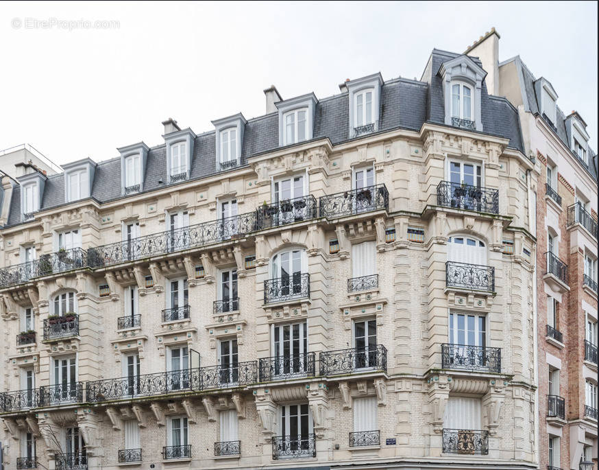 Appartement à ISSY-LES-MOULINEAUX