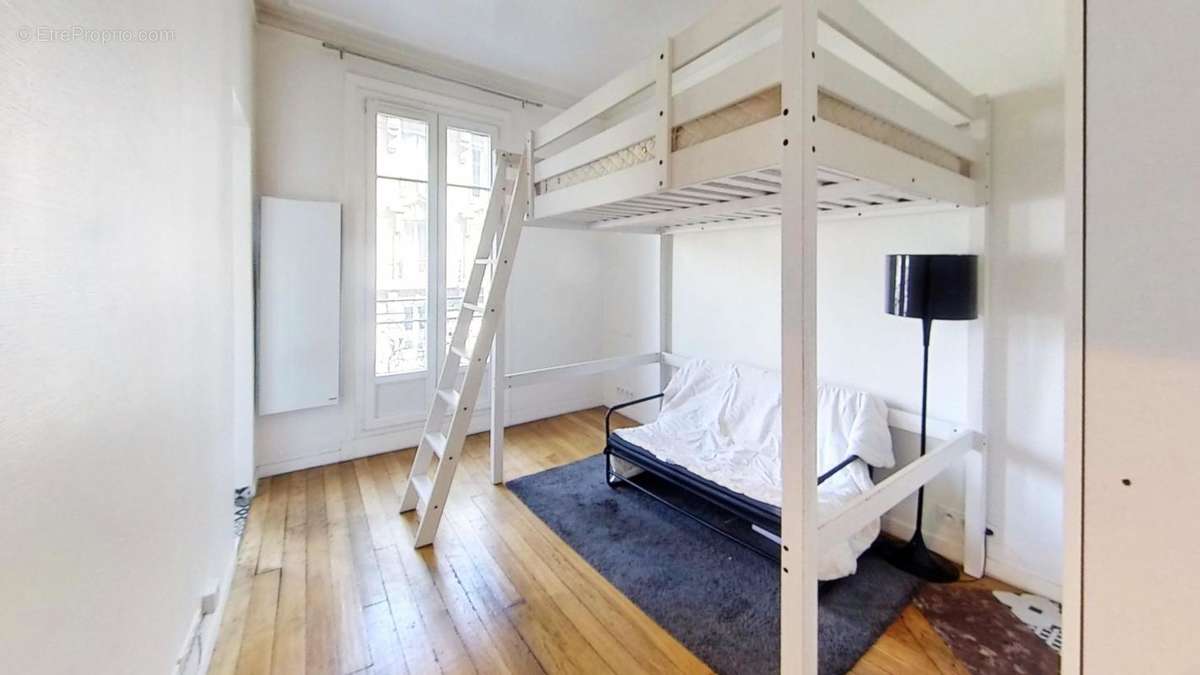 Appartement à ISSY-LES-MOULINEAUX