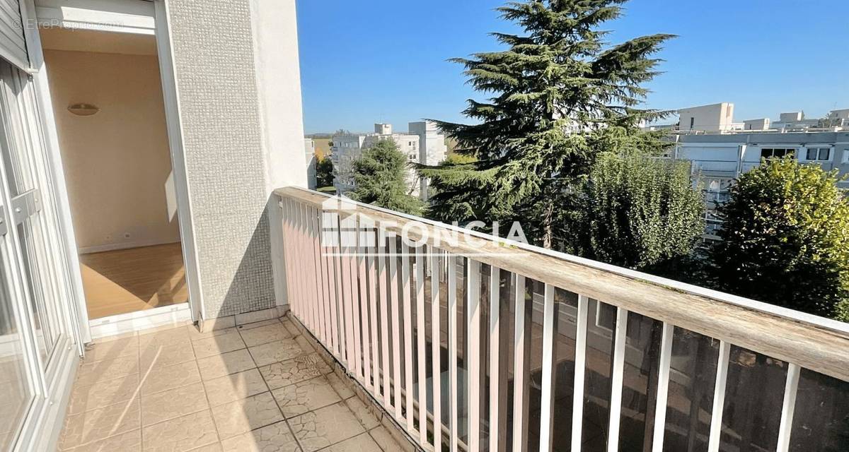 Appartement à PLAISIR