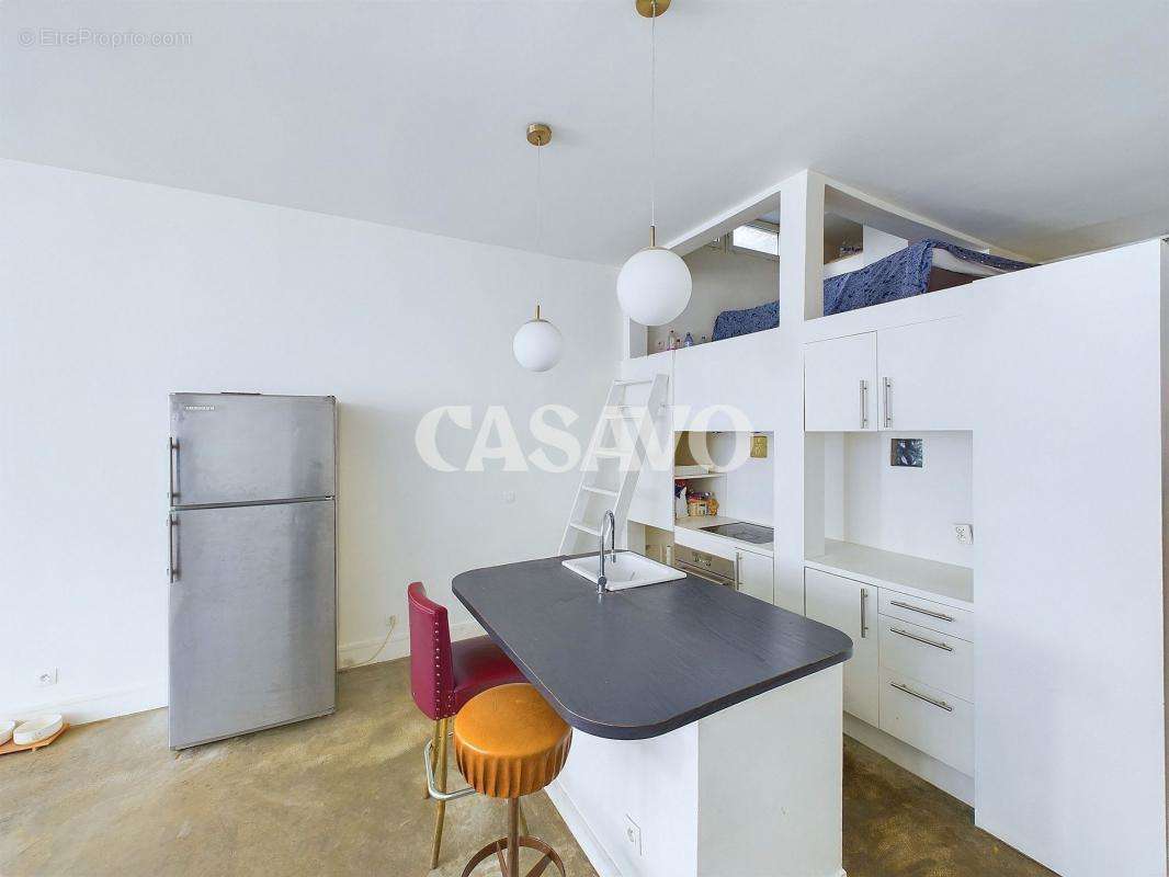 Appartement à PARIS-10E