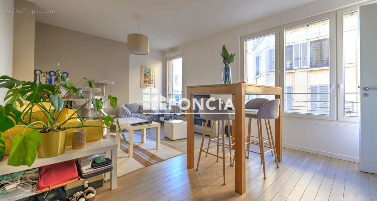 Appartement à VERSAILLES