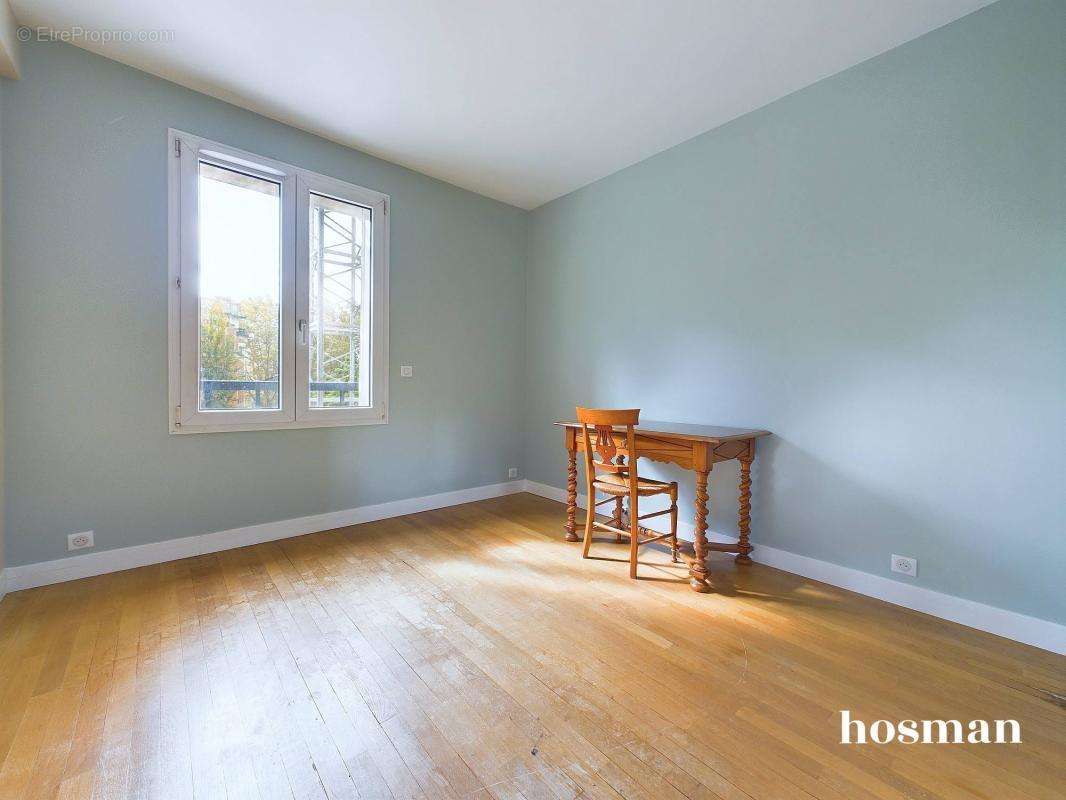 Appartement à PARIS-20E