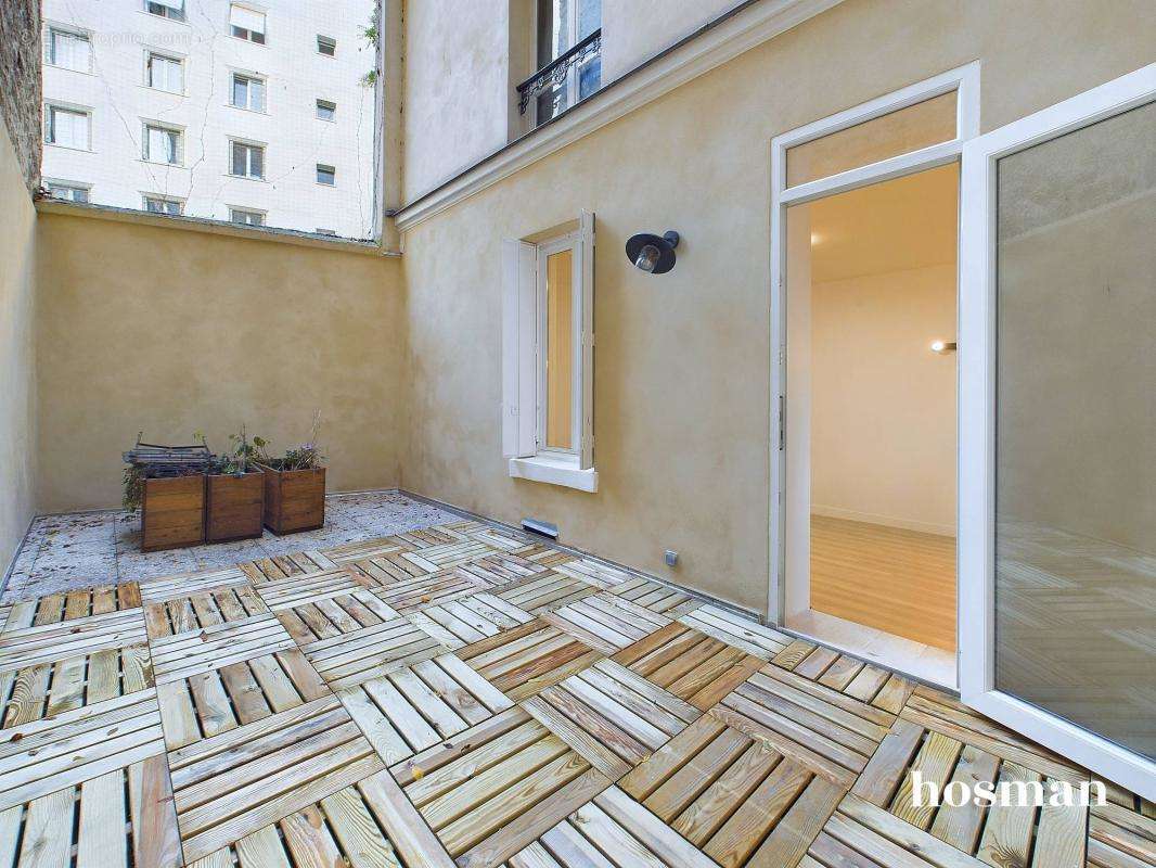 Appartement à PARIS-12E