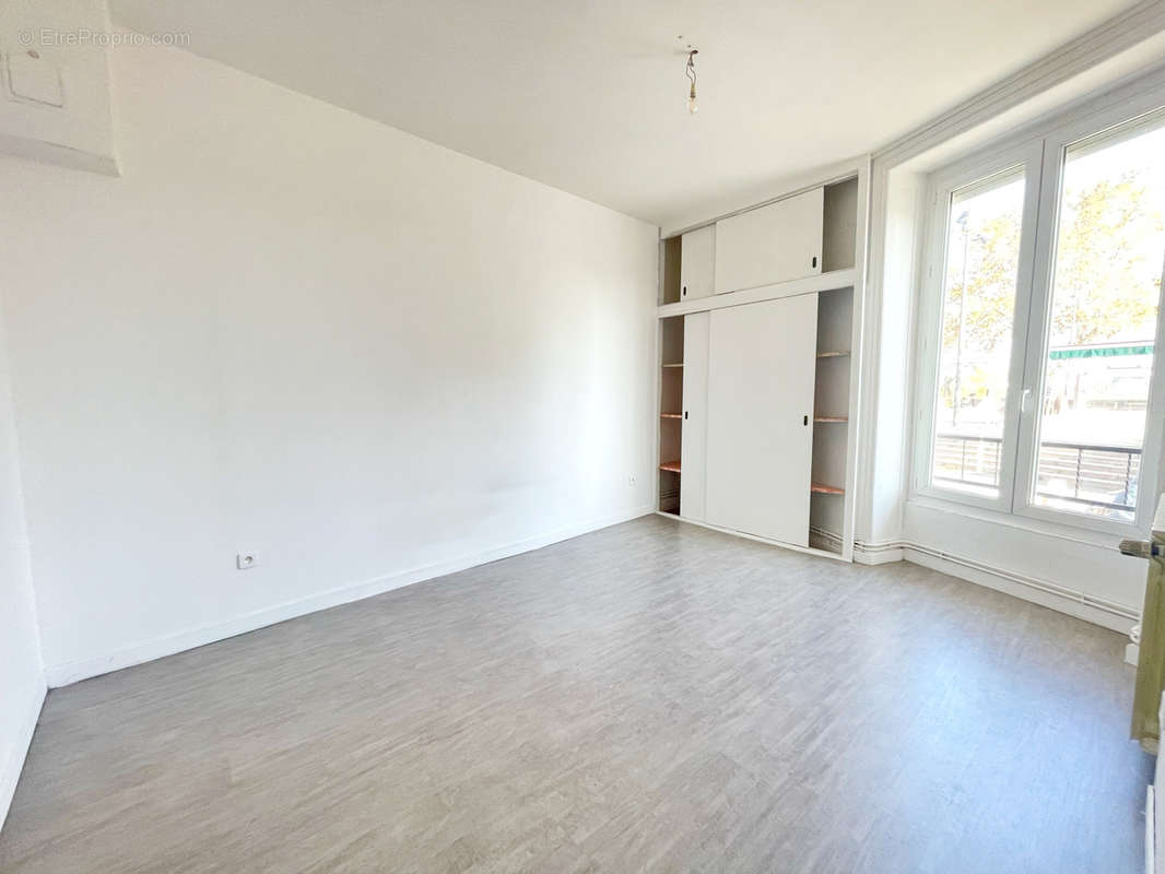 Appartement à GIVORS