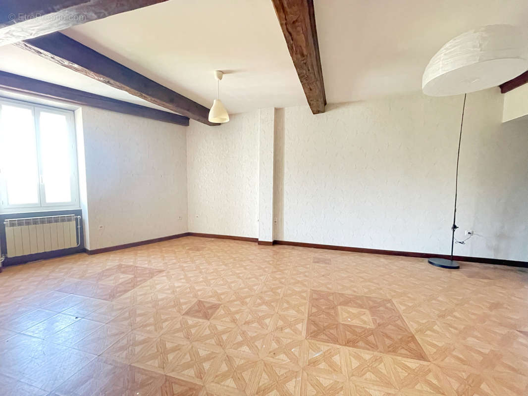 Appartement à GIVORS