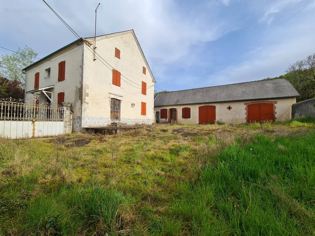 Maison à ARTHEZ-DE-BEARN