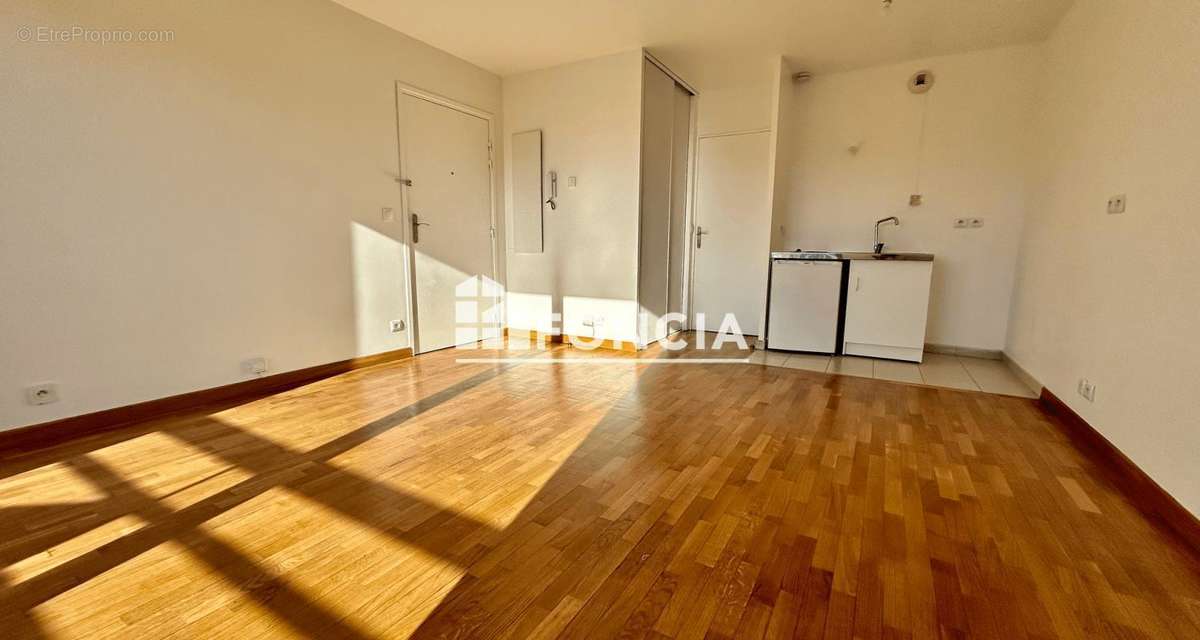 Appartement à COLOMBES