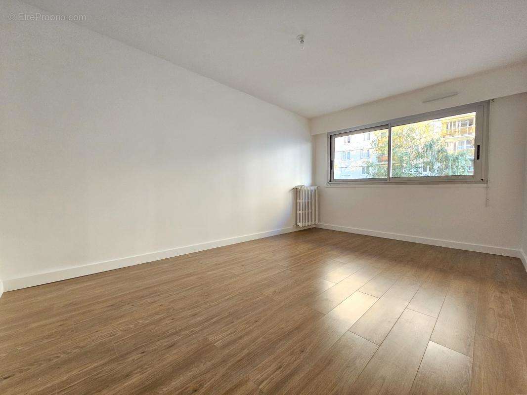 Appartement à VANVES