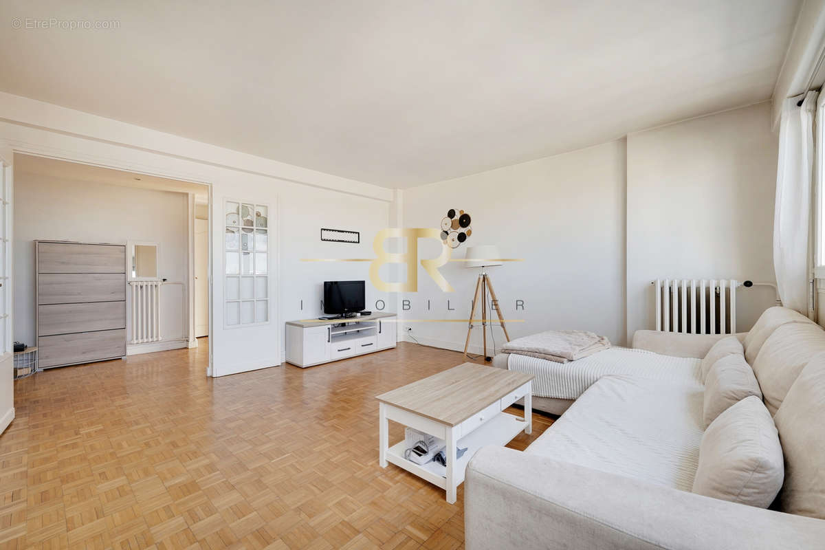 Appartement à RUEIL-MALMAISON