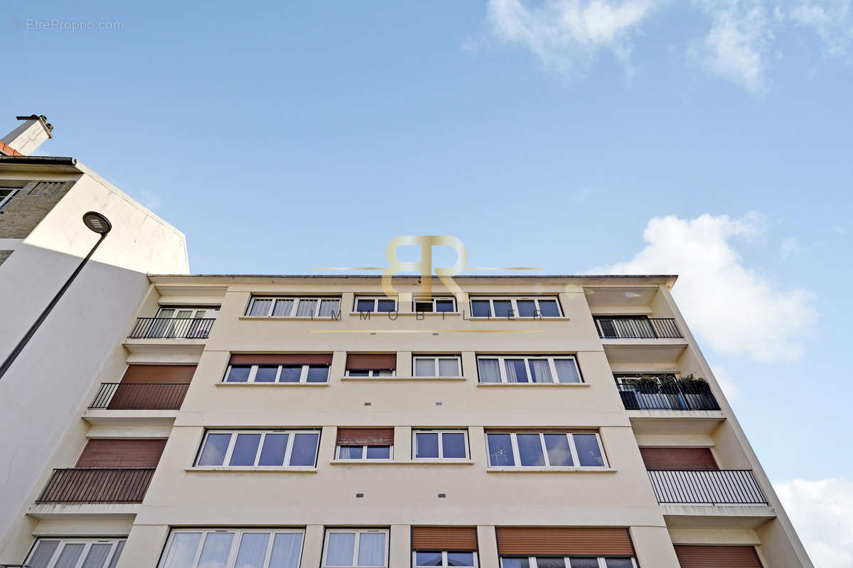 Appartement à RUEIL-MALMAISON