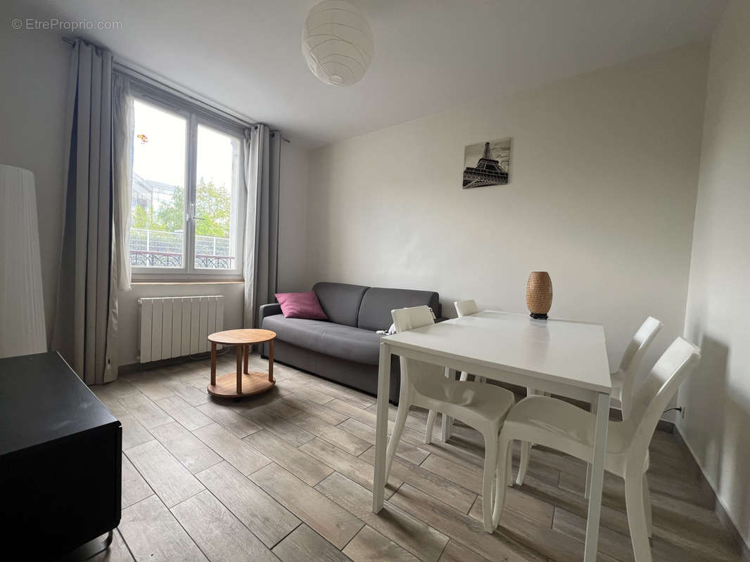 Appartement à CLICHY