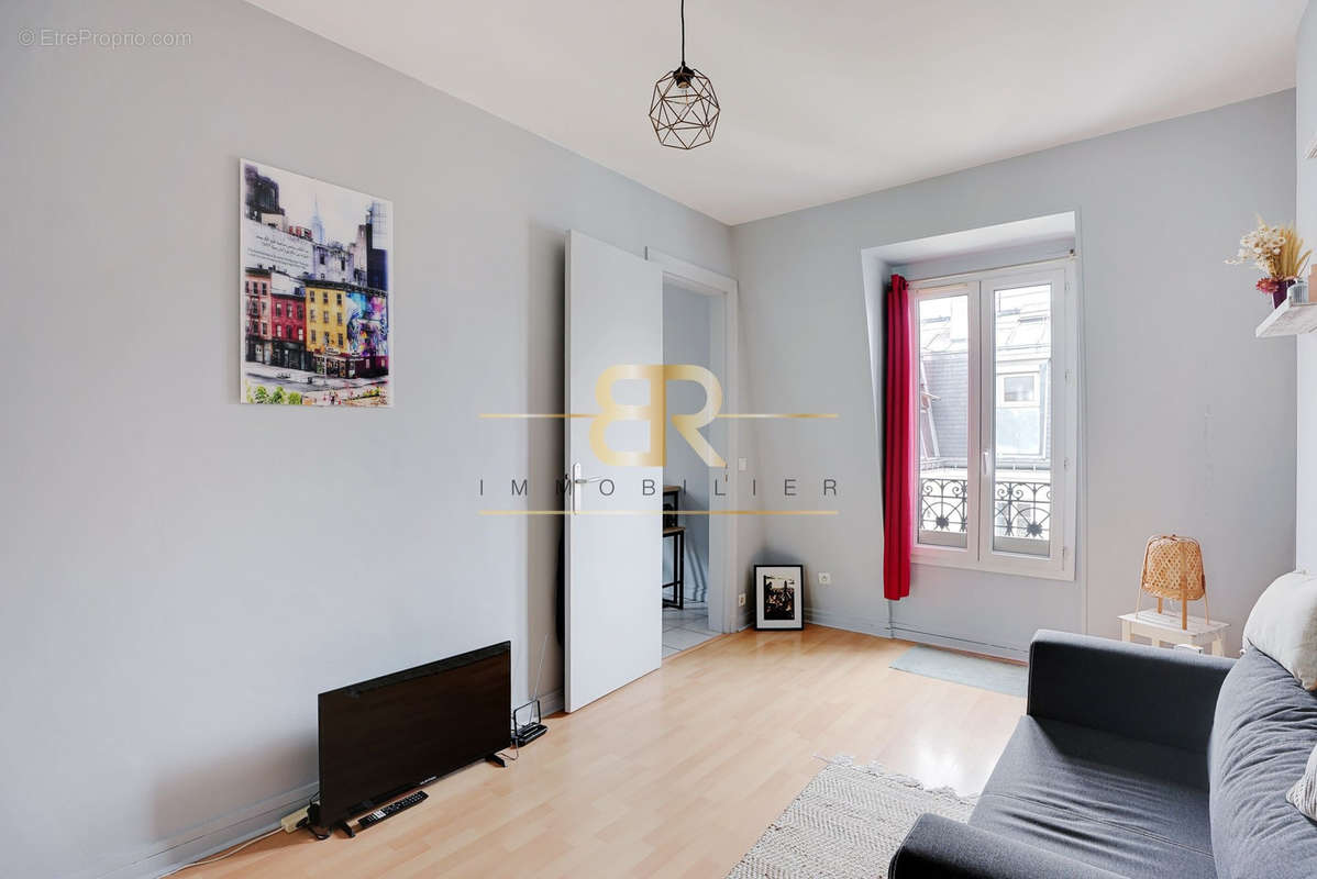 Appartement à PARIS-11E