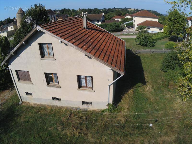 Maison à SAINT-SAVIN