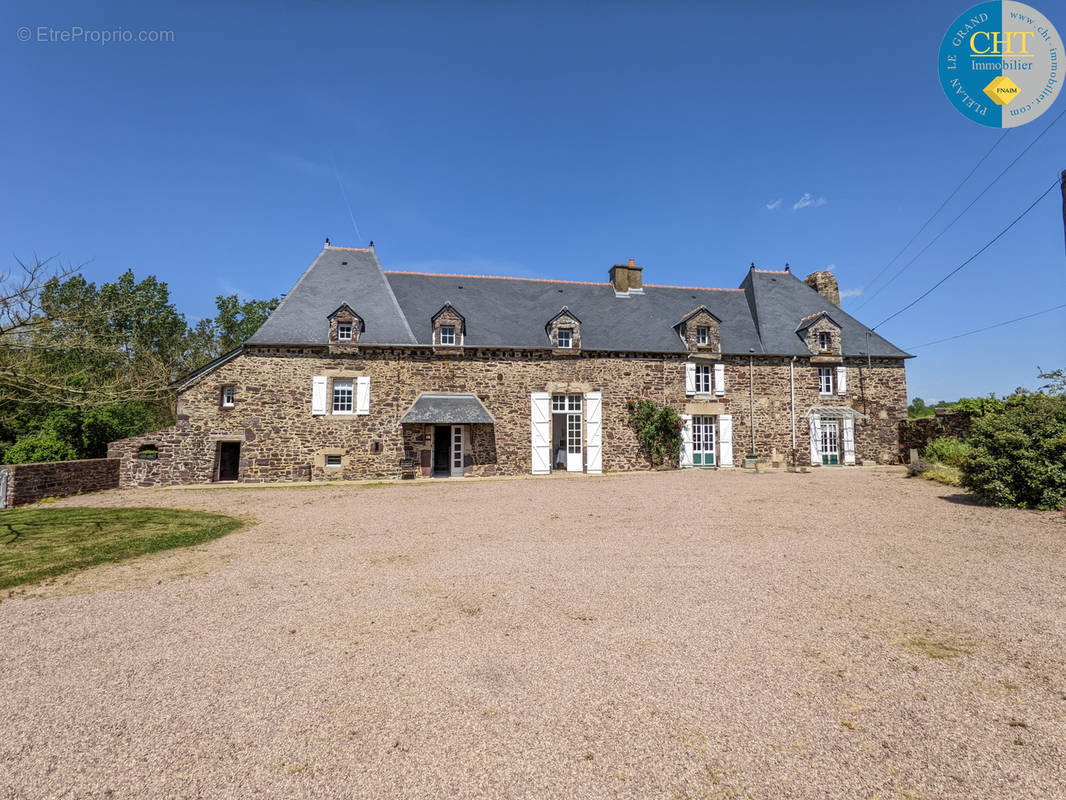 Maison à PAIMPONT