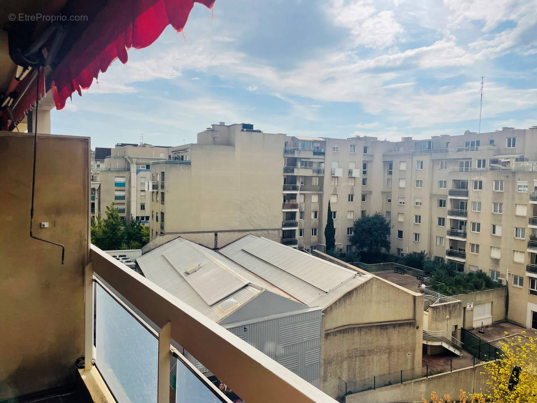 Appartement à MARSEILLE-8E