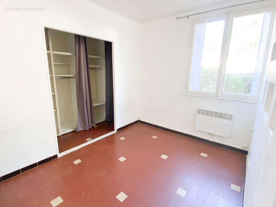 Appartement à MARSEILLE-14E