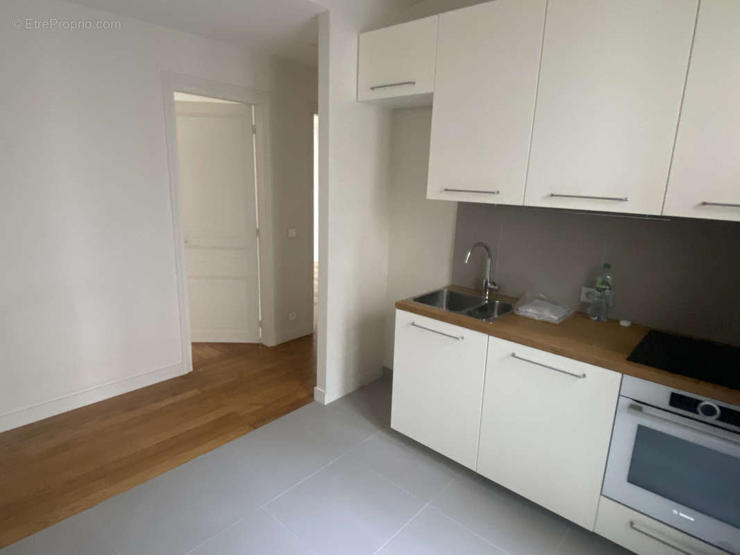 Appartement à PARIS-12E