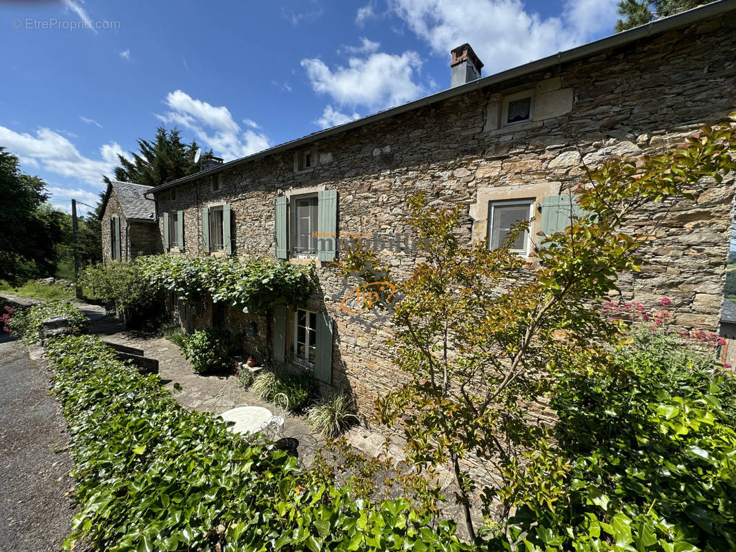 Maison à CURVALLE