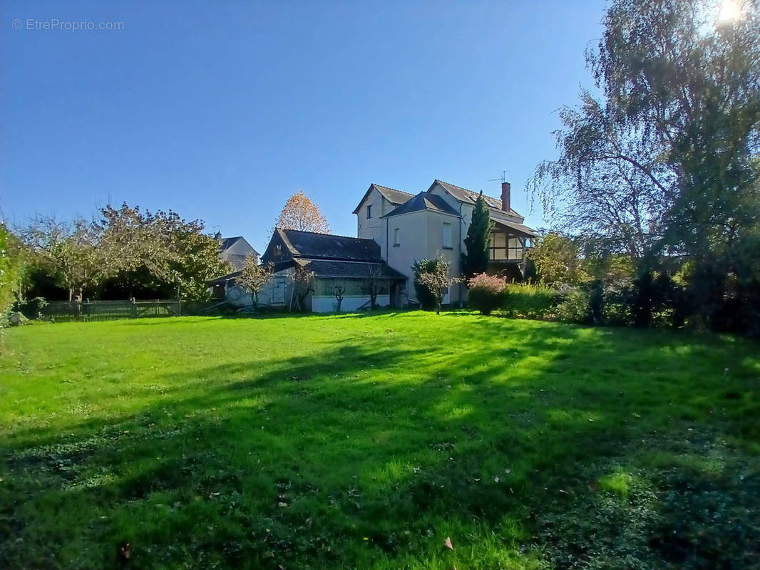 Maison à SAINT-MATHURIN-SUR-LOIRE