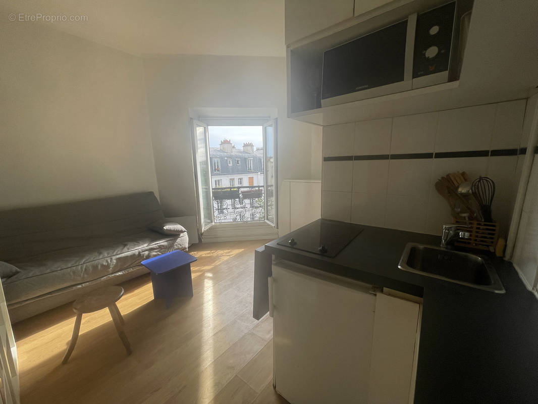 Appartement à PARIS-20E