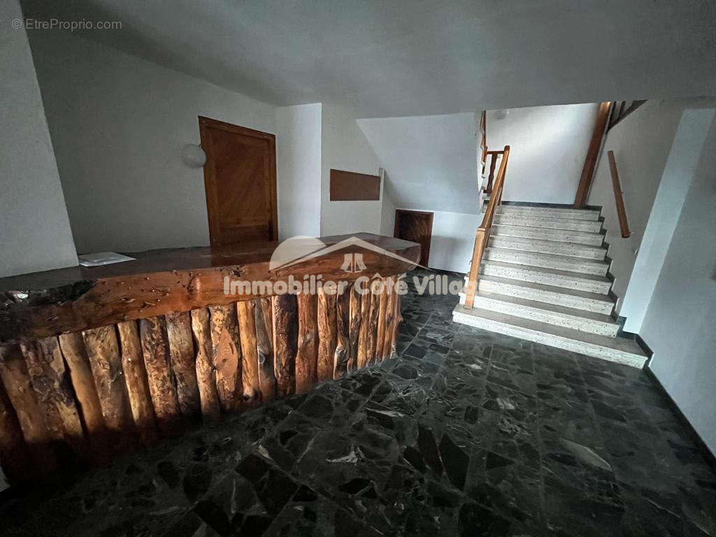 Appartement à PEILLE