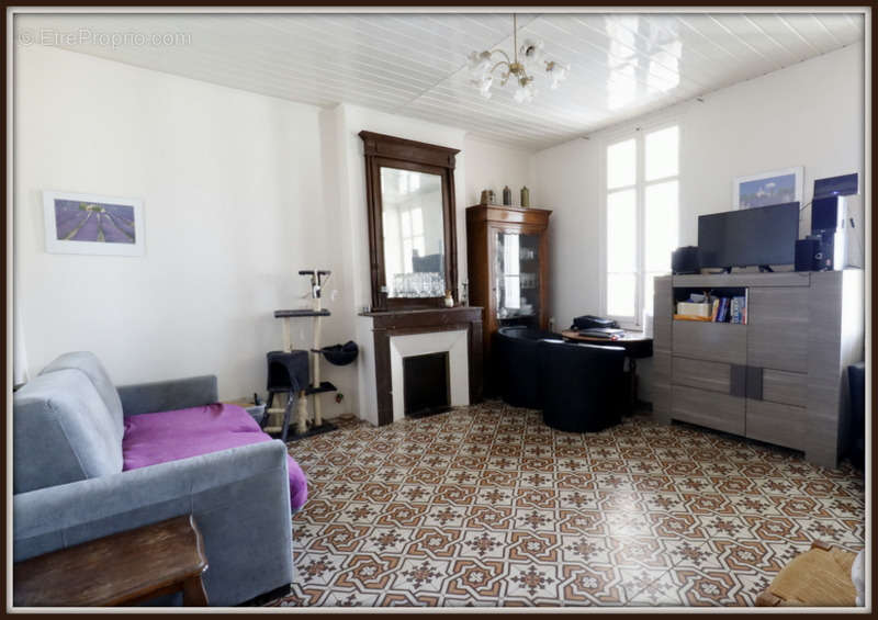 Maison à MARSEILLE-8E