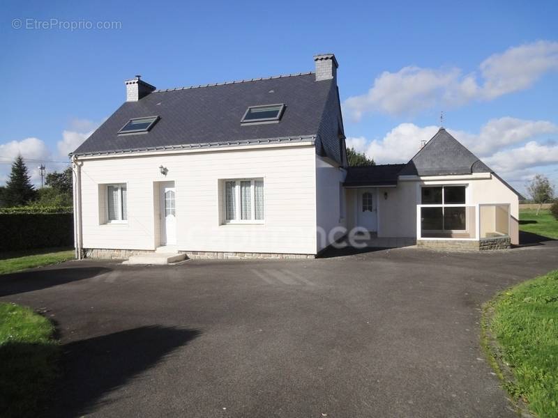 Maison à GUENIN