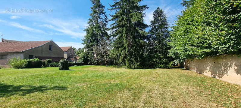 Maison à LAPALISSE