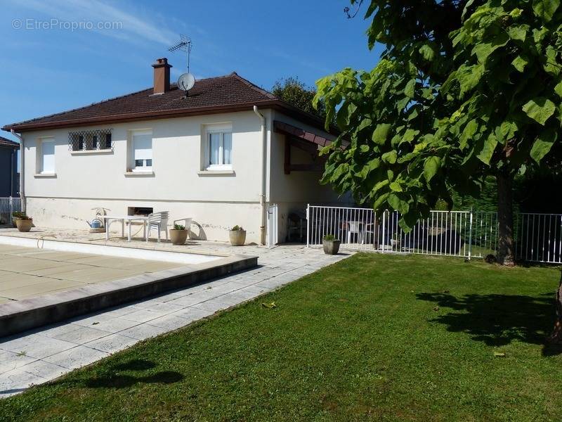 Maison à FOUCHERANS