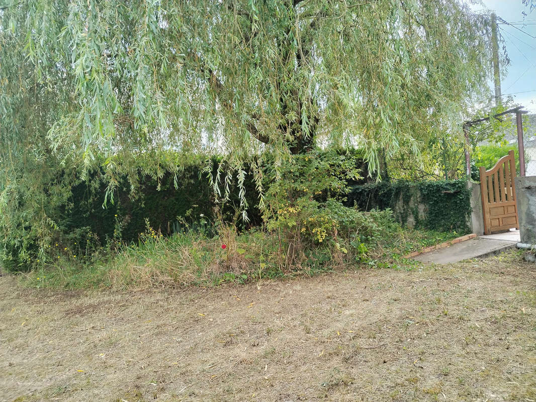 Maison à LA GUERCHE-SUR-L&#039;AUBOIS