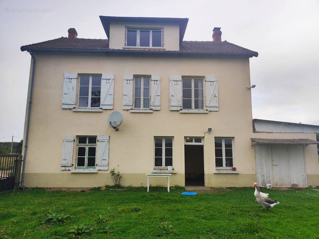 Maison à SAINT-HONORE-LES-BAINS