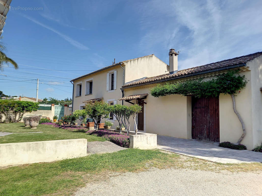 Maison à PONT-SAINT-ESPRIT