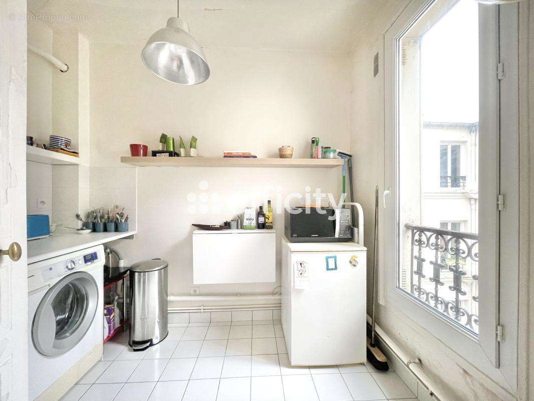 Appartement à PARIS-8E