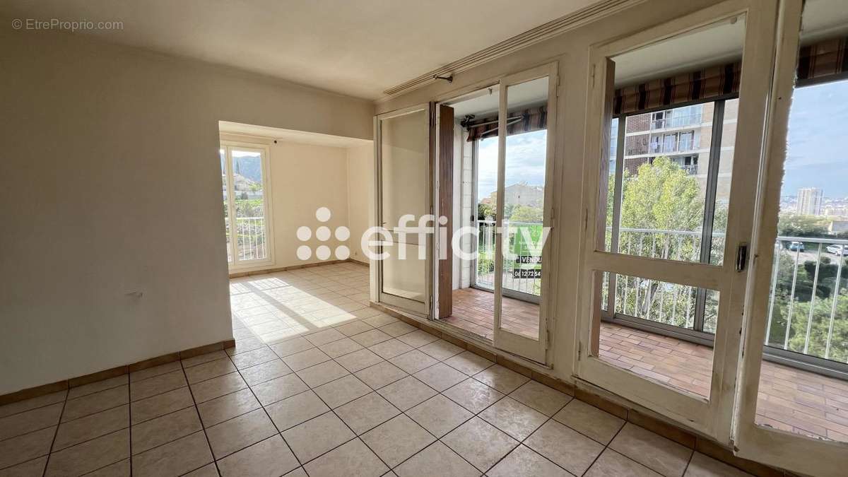 Appartement à MARSEILLE-10E