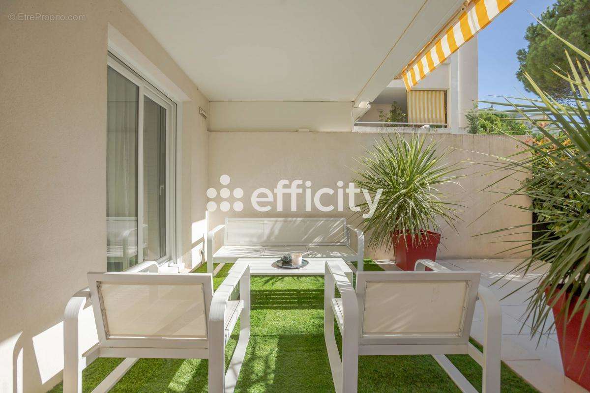 Appartement à MARSEILLE-9E