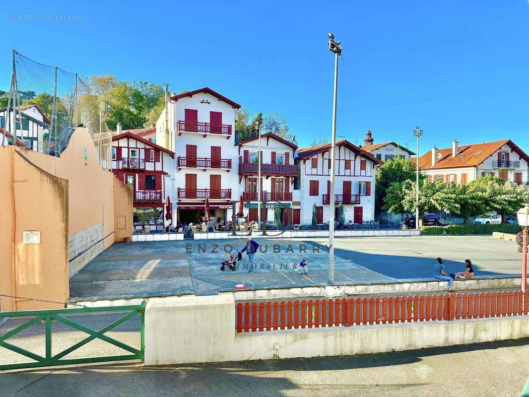 Appartement à CIBOURE