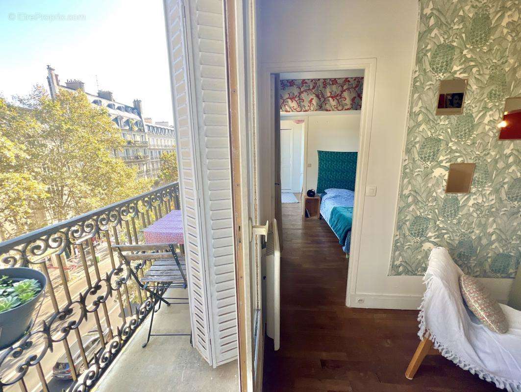 Appartement à PARIS-18E