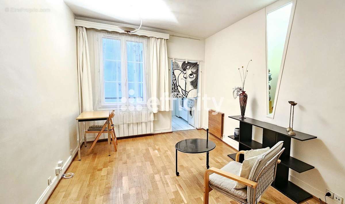 Appartement à PARIS-6E