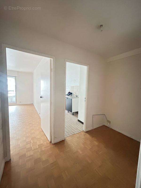 Appartement à PARIS-19E