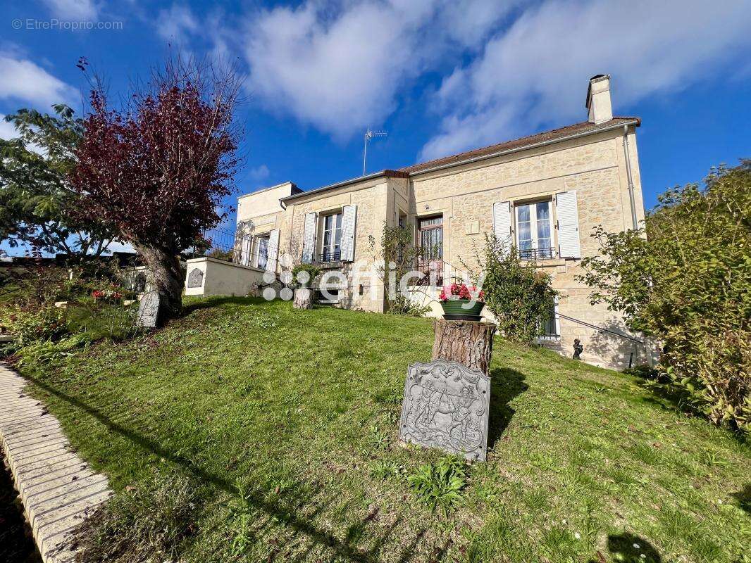 Maison à CREPY-EN-VALOIS