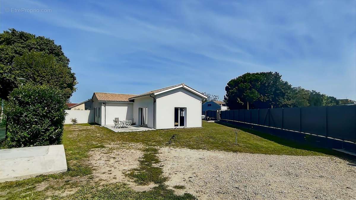 Maison à LE HAILLAN