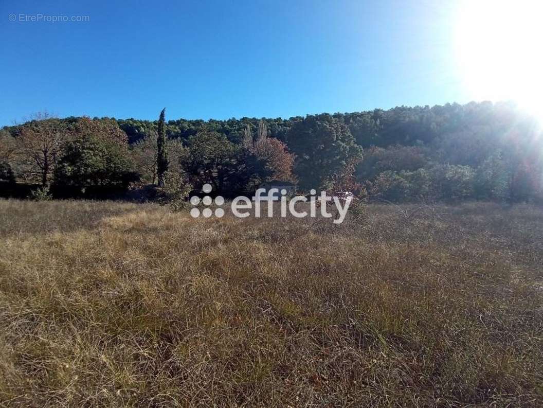 Terrain à SAUMANE-DE-VAUCLUSE