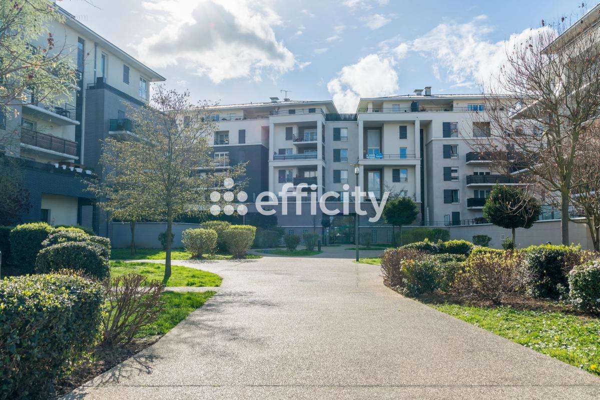 Appartement à VILLENEUVE-LE-ROI